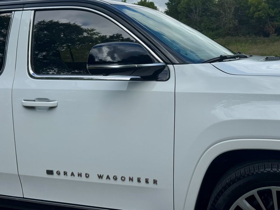 2023 Jeep Grand Wagoneer