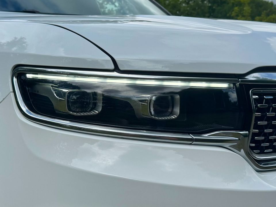 2023 Jeep Grand Wagoneer