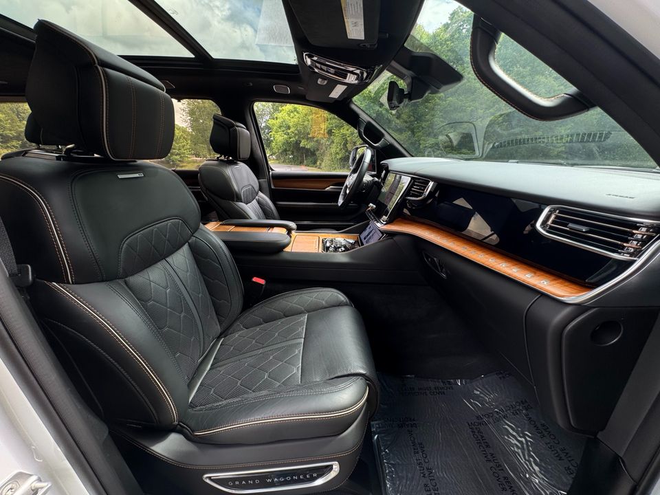 2023 Jeep Grand Wagoneer