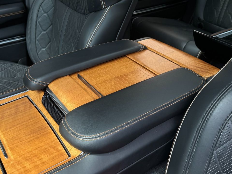 2023 Jeep Grand Wagoneer