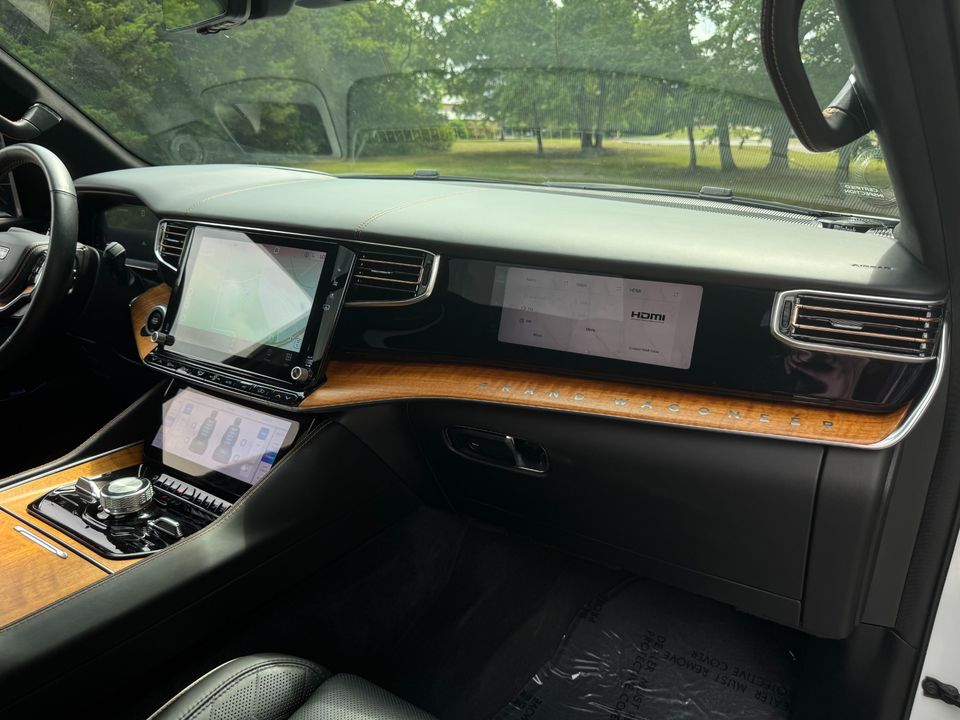 2023 Jeep Grand Wagoneer
