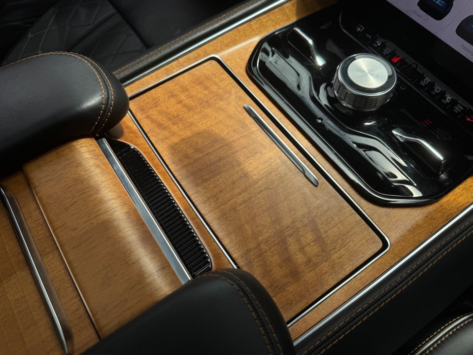 2023 Jeep Grand Wagoneer