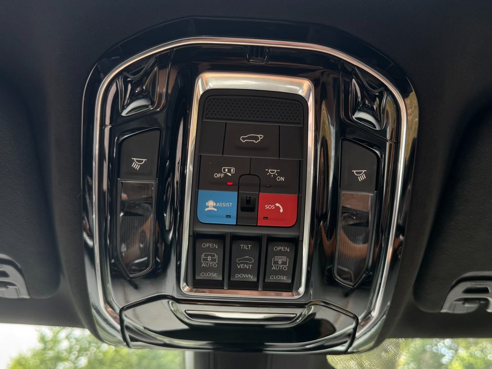 2023 Jeep Grand Wagoneer