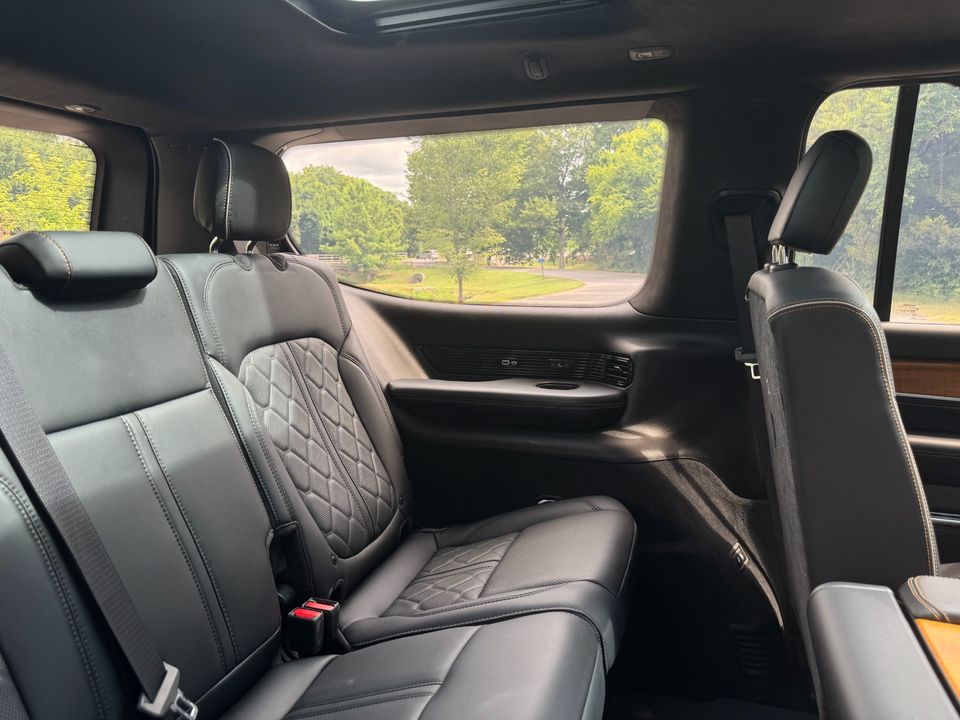 2023 Jeep Grand Wagoneer