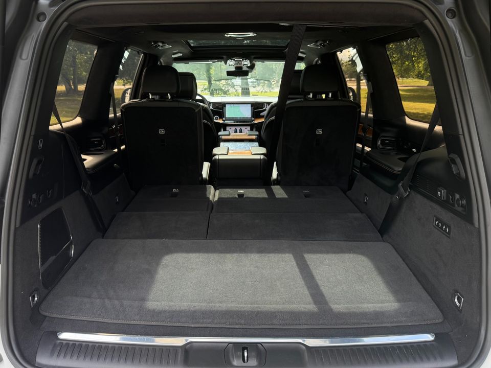 2023 Jeep Grand Wagoneer