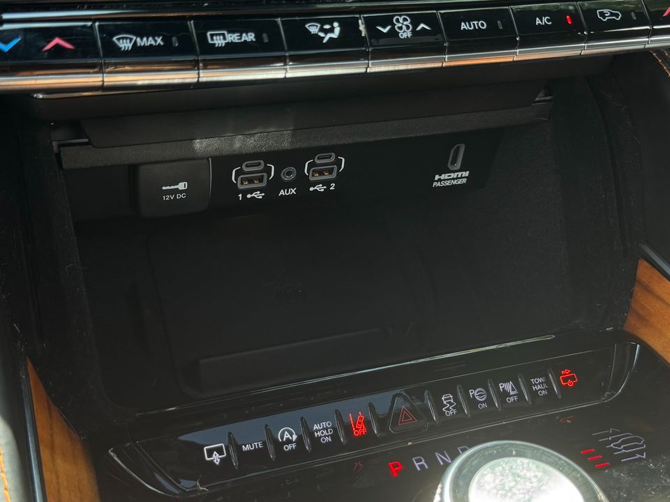 2023 Jeep Grand Wagoneer