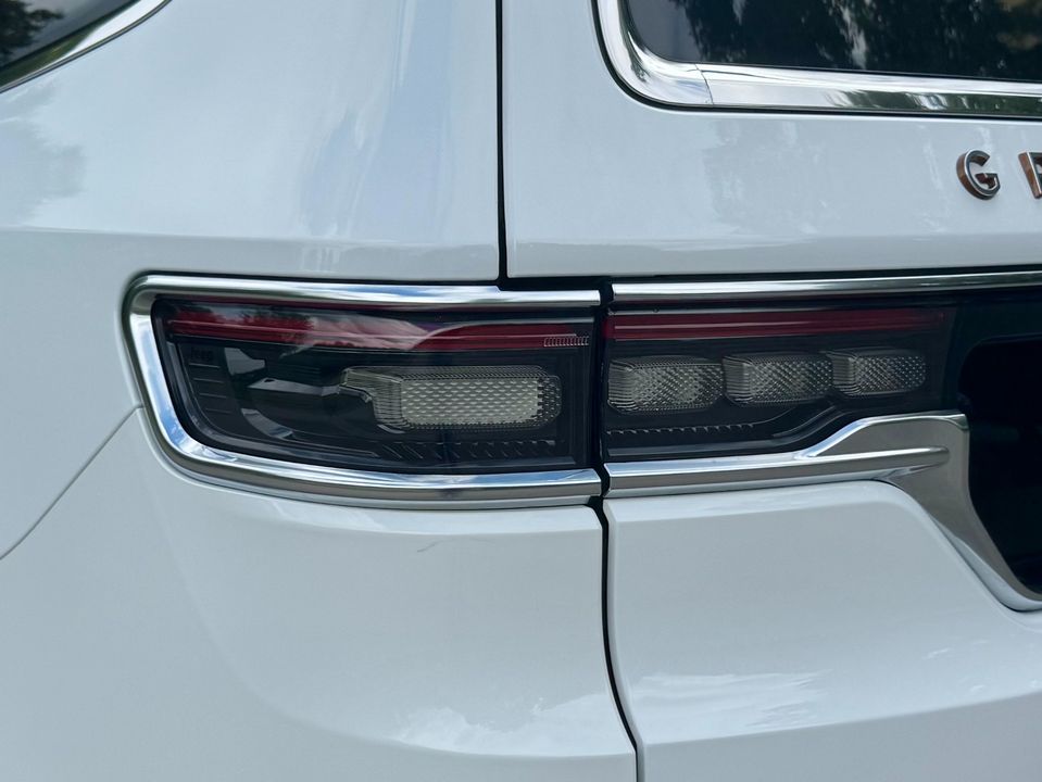 2023 Jeep Grand Wagoneer