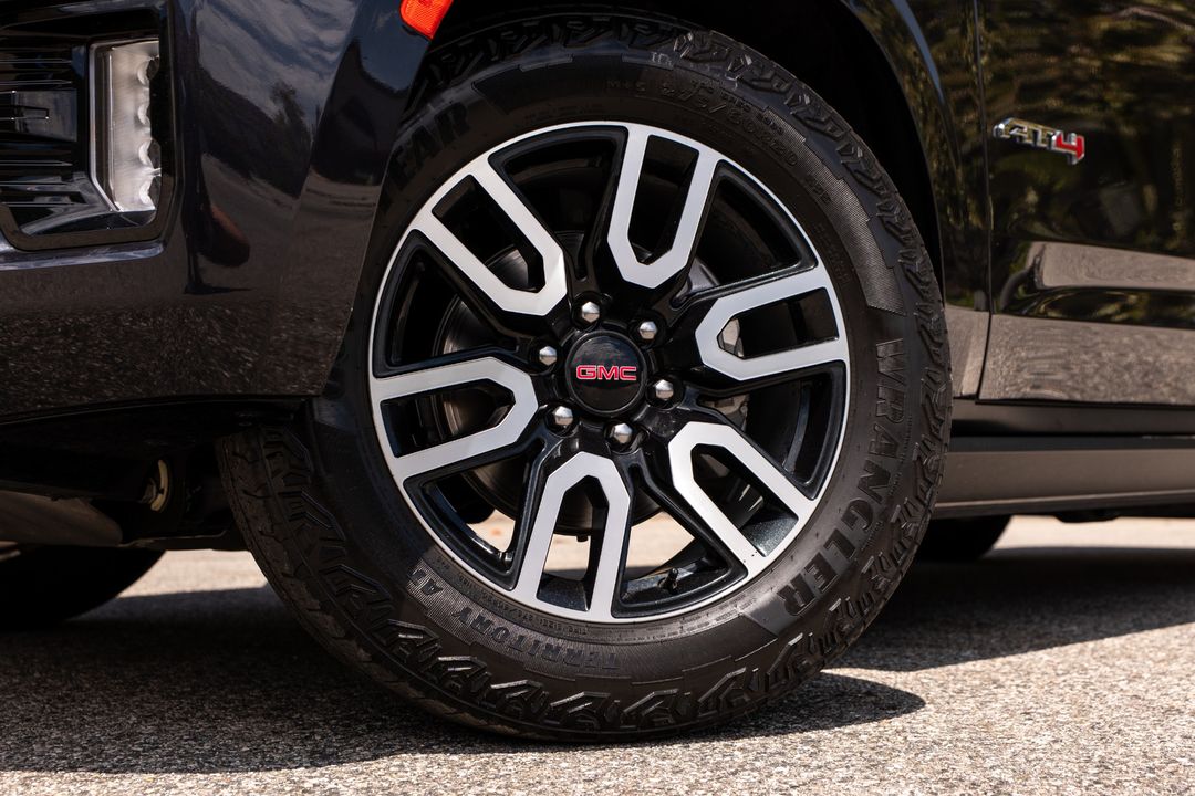 2023 GMC Yukon XL
