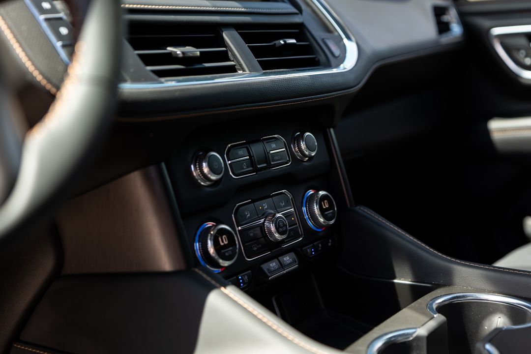 2023 GMC Yukon XL