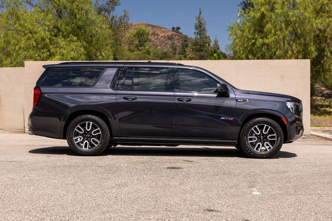 2023 GMC Yukon XL