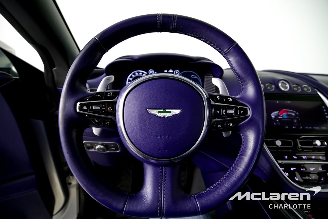 2021 Aston Martin DBX