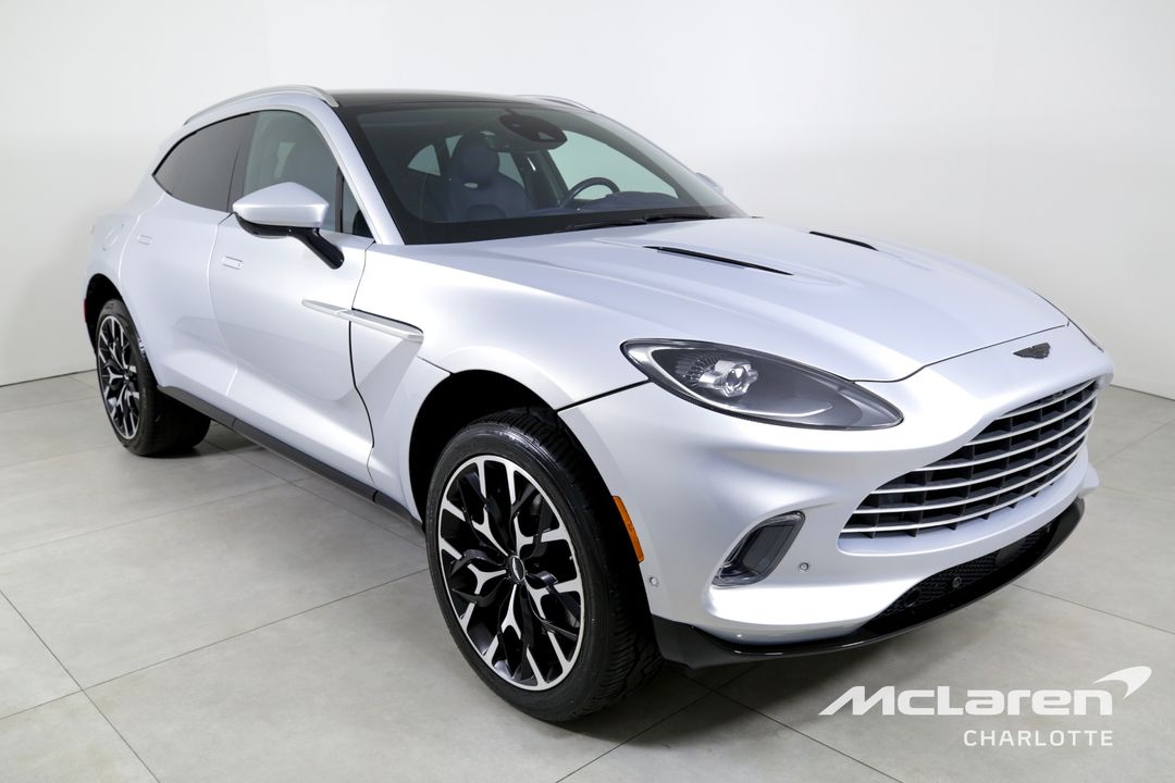 2021 Aston Martin DBX