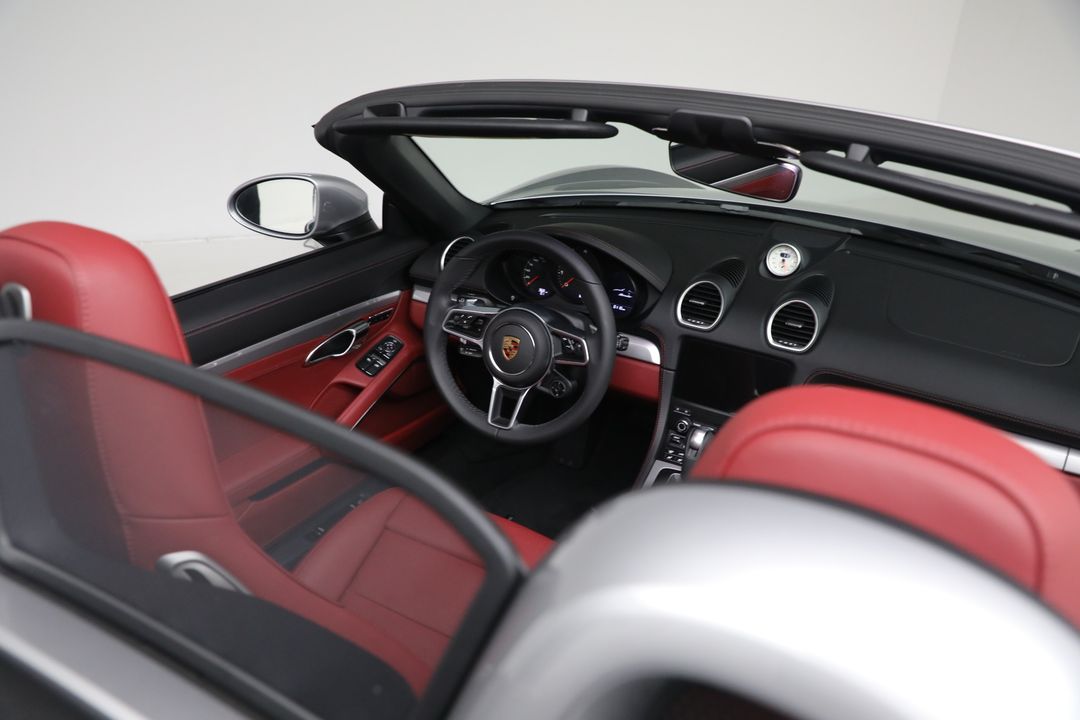 2025 Porsche 718 Boxster