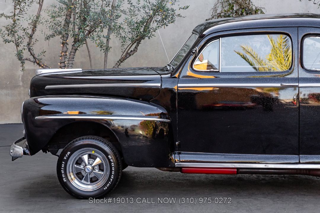 1948 Ford Super Deluxe
