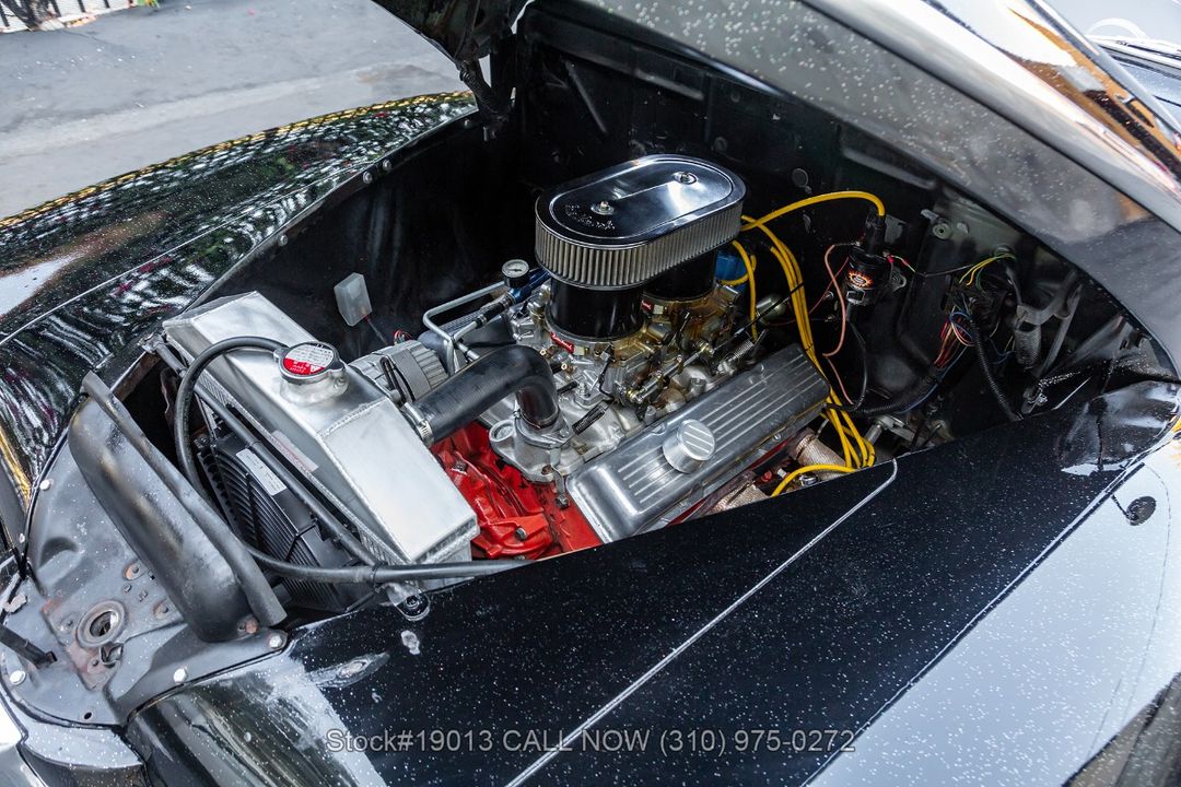 1948 Ford Super Deluxe