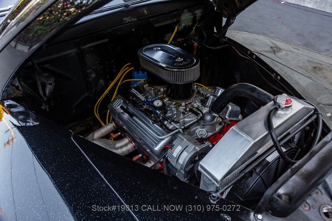 1948 Ford Super Deluxe