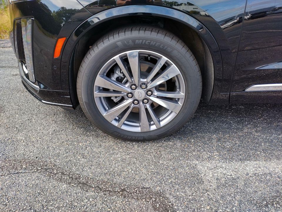 2025 Cadillac XT6