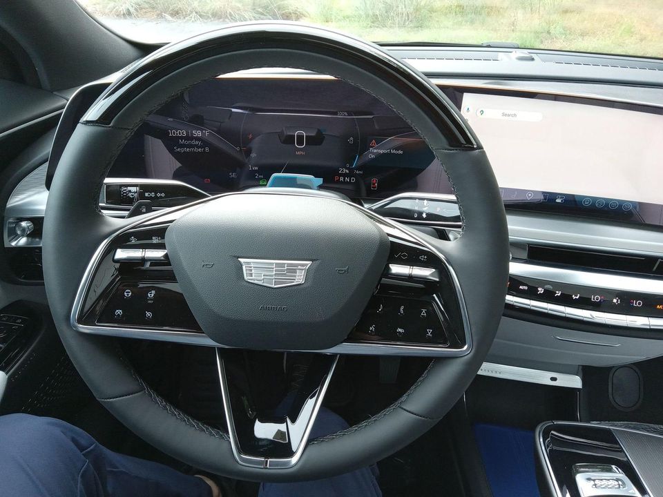 2026 Cadillac LYRIQ