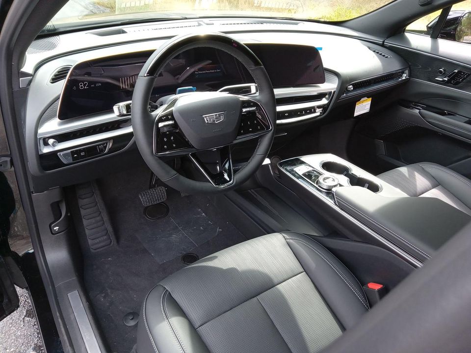 2026 Cadillac LYRIQ