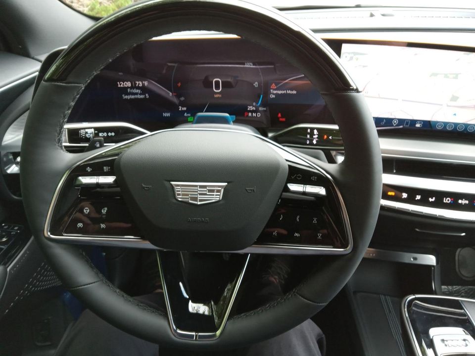 2026 Cadillac LYRIQ