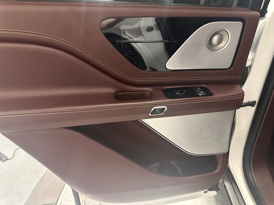 2023 Lincoln Aviator