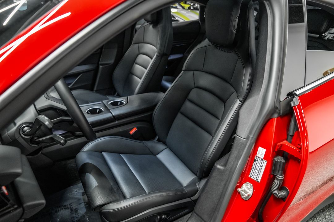 2024 Porsche Taycan