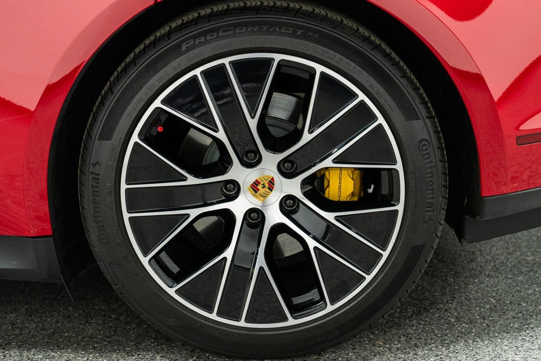 2024 Porsche Taycan
