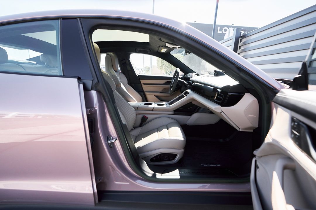 2023 Porsche Taycan
