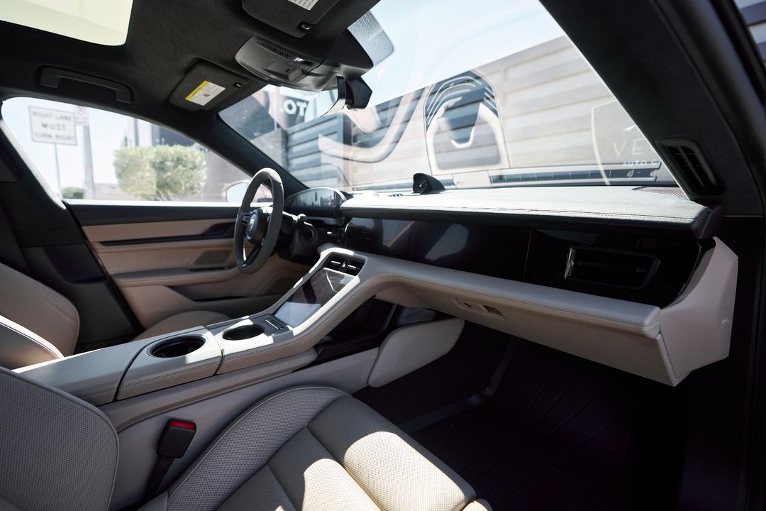 2023 Porsche Taycan