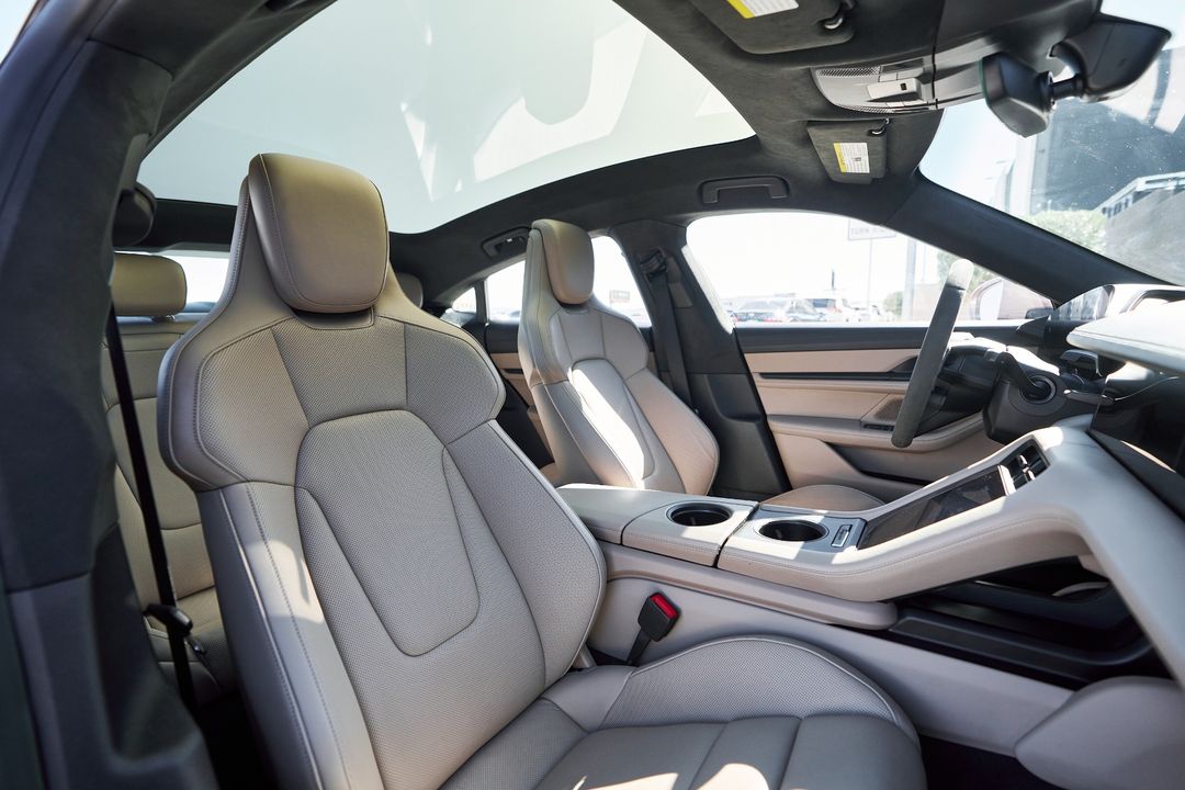 2023 Porsche Taycan