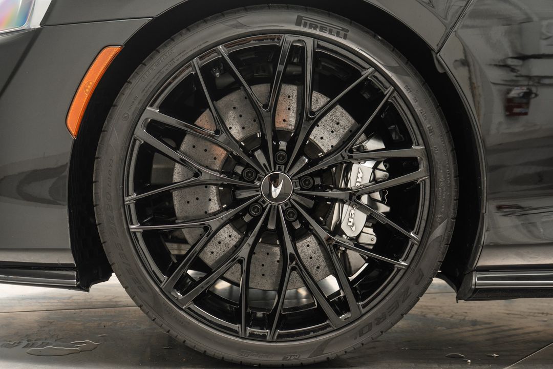 2022 McLaren GT