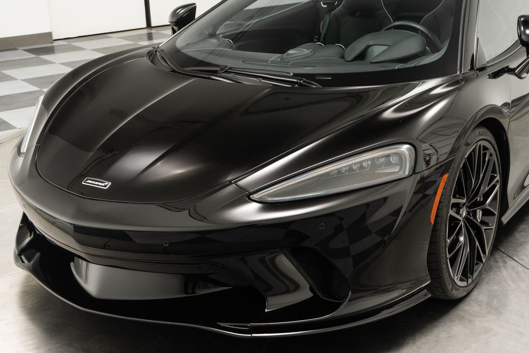 2022 McLaren GT