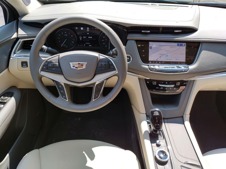2025 Cadillac XT5
