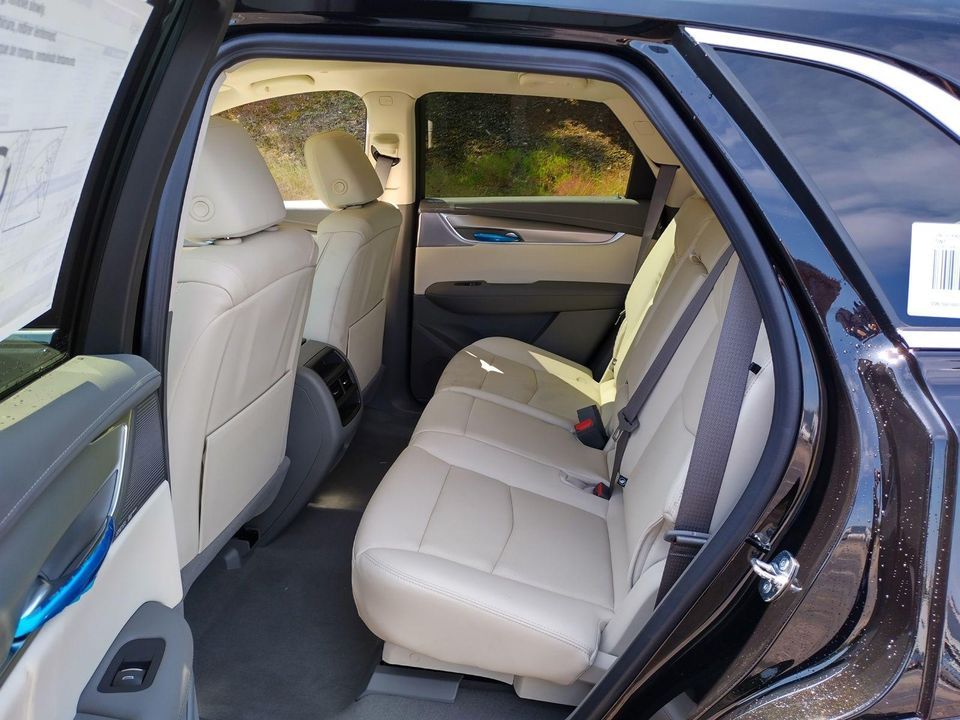 2025 Cadillac XT5
