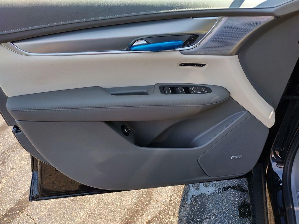 2025 Cadillac XT5