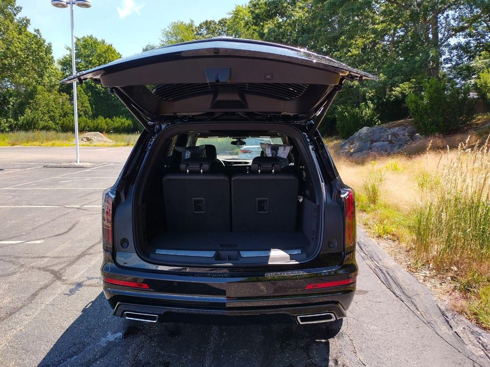 2025 Cadillac XT6