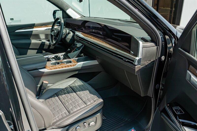 2025 Cadillac Escalade