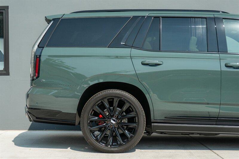 2025 Cadillac Escalade-V