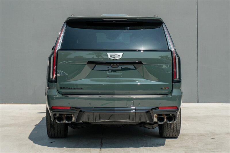 2025 Cadillac Escalade-V