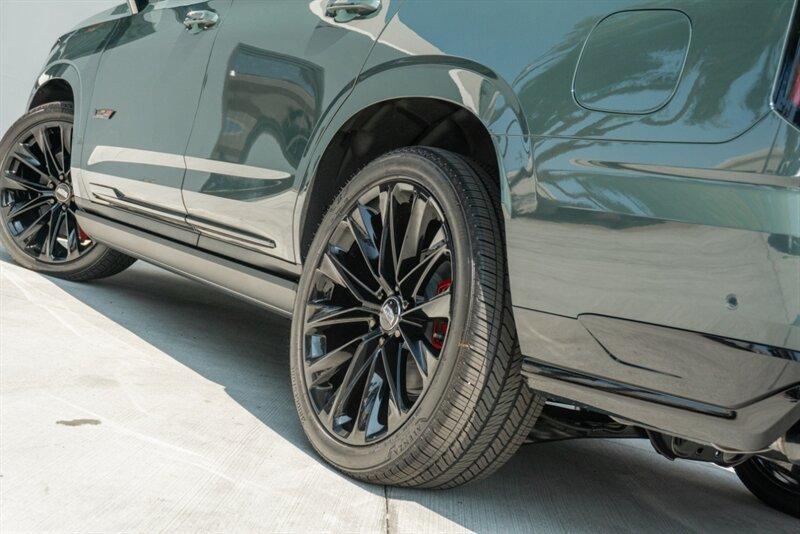 2025 Cadillac Escalade-V