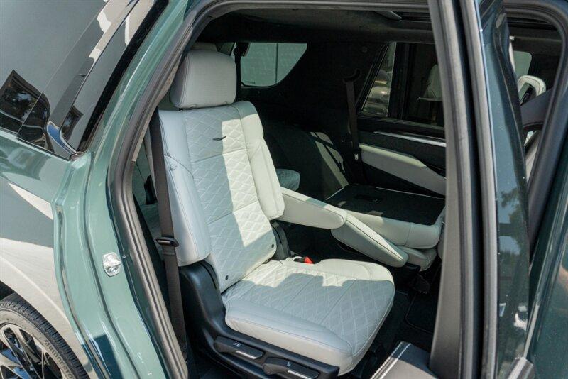 2025 Cadillac Escalade-V
