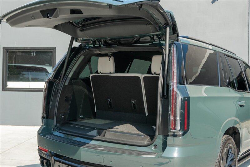 2025 Cadillac Escalade-V