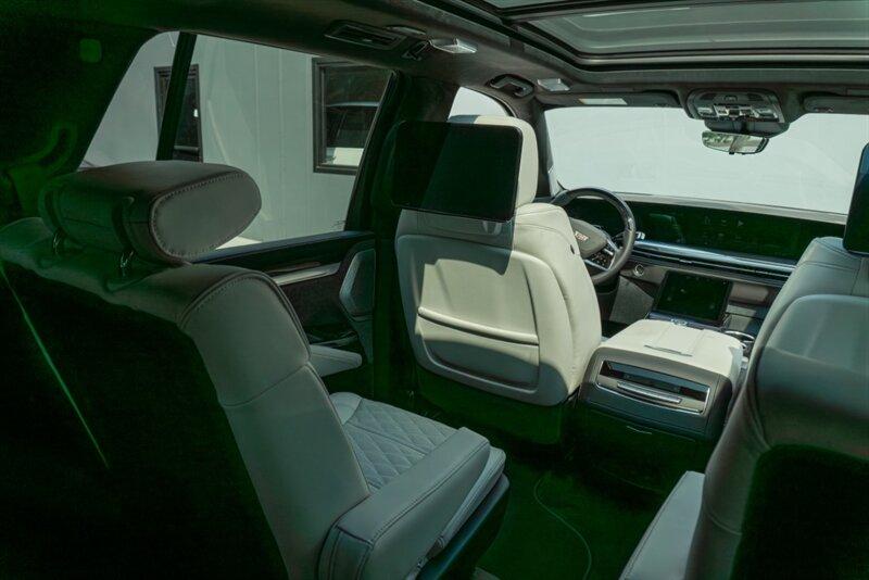 2025 Cadillac Escalade-V