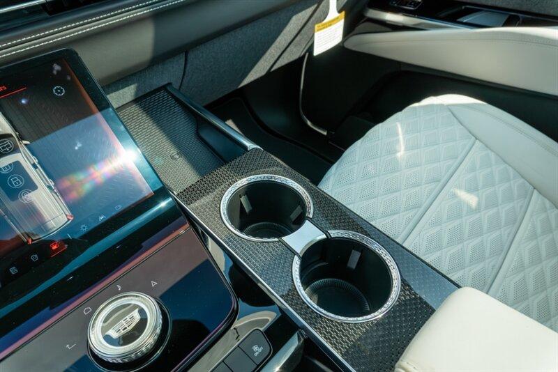 2025 Cadillac Escalade-V