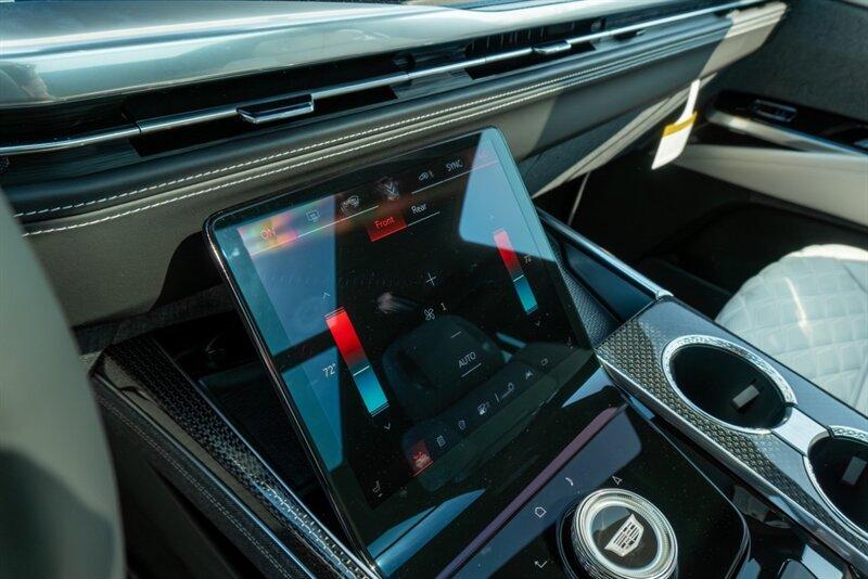 2025 Cadillac Escalade-V