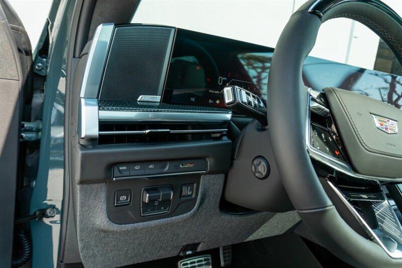 2025 Cadillac Escalade-V