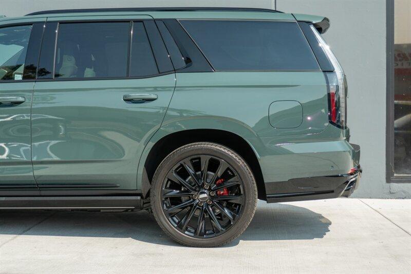 2025 Cadillac Escalade-V