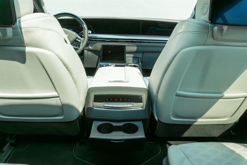 2025 Cadillac Escalade-V