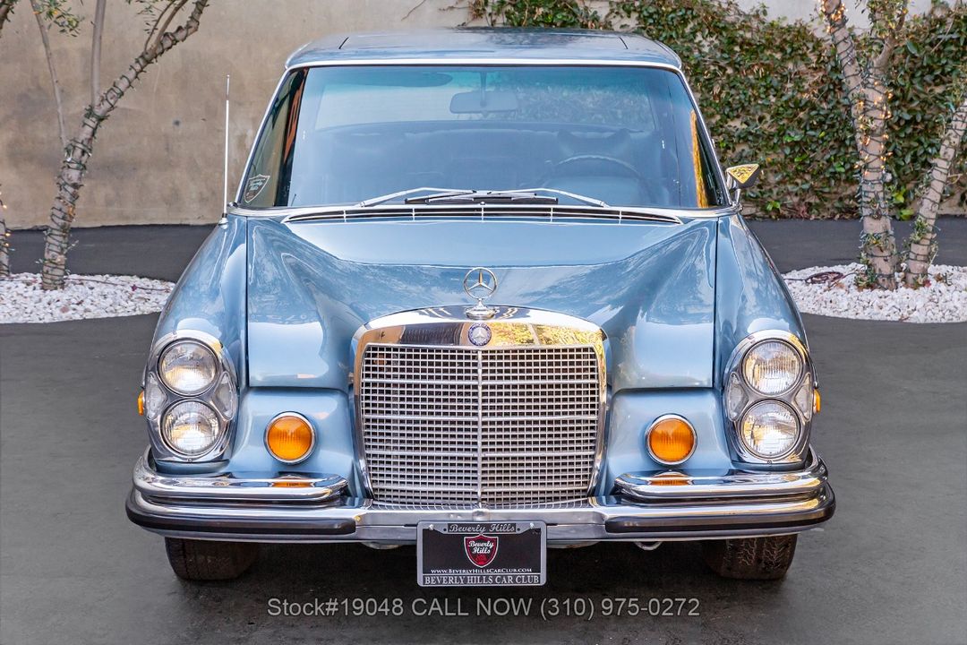 1972 Mercedes-Benz 280SEL 4.5