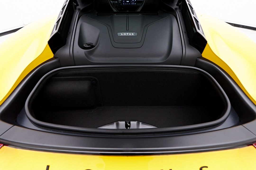 2024 Lotus Emira